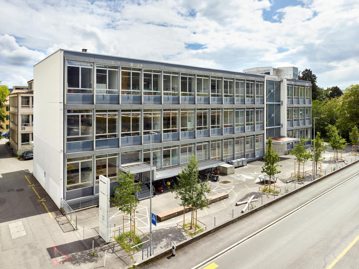 Stadt Biel Schulhaus Mattenstrasse 90 CF054408